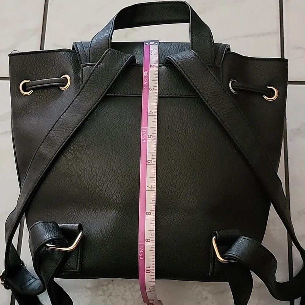 LOUME BACKPACK - Picture 5 of 7